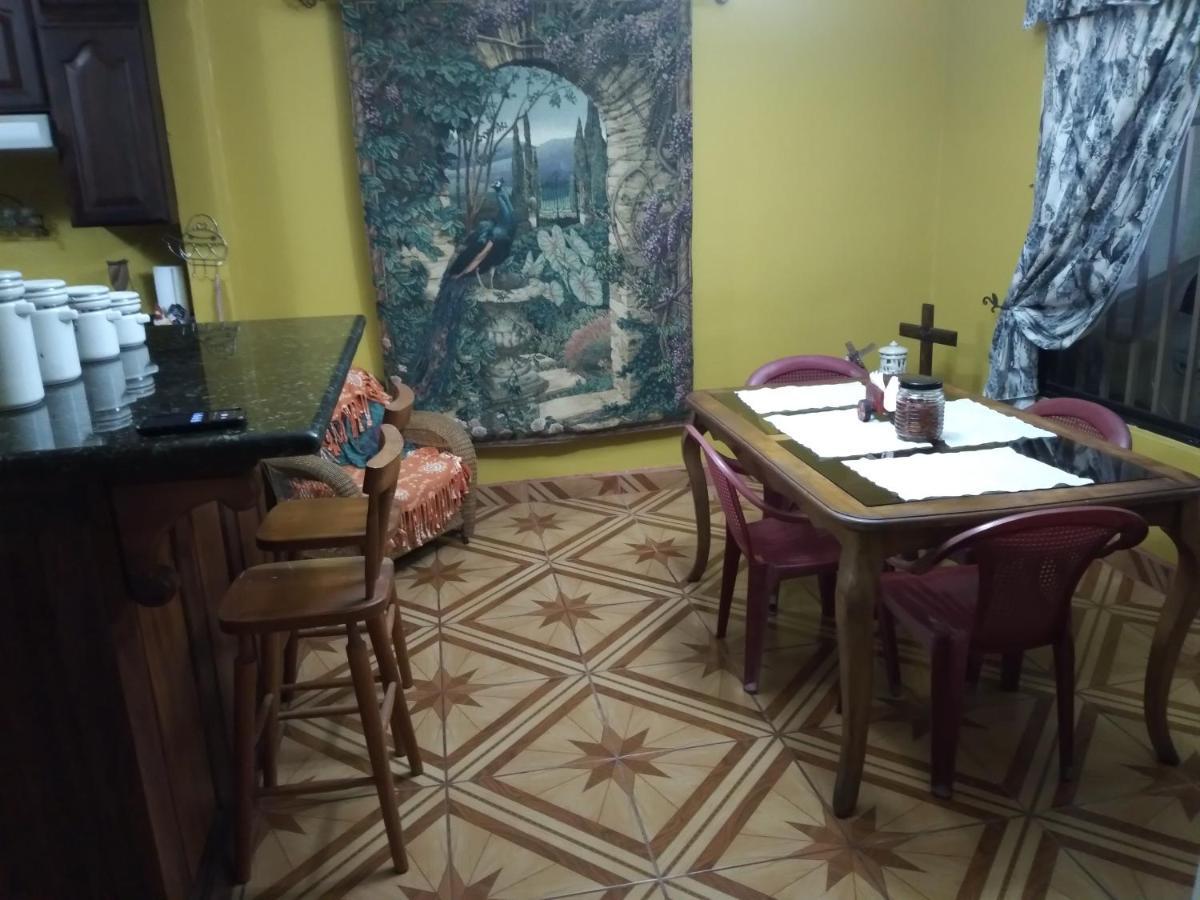 Alexander B&B Alajuela Eksteriør bilde
